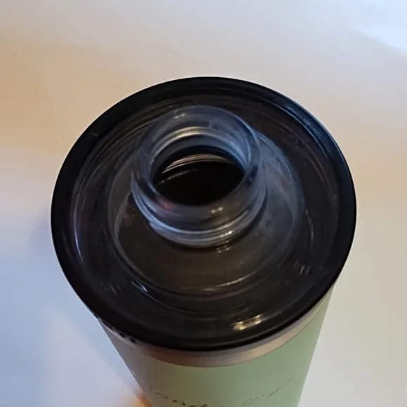 Yeti - Picture 7 of 7